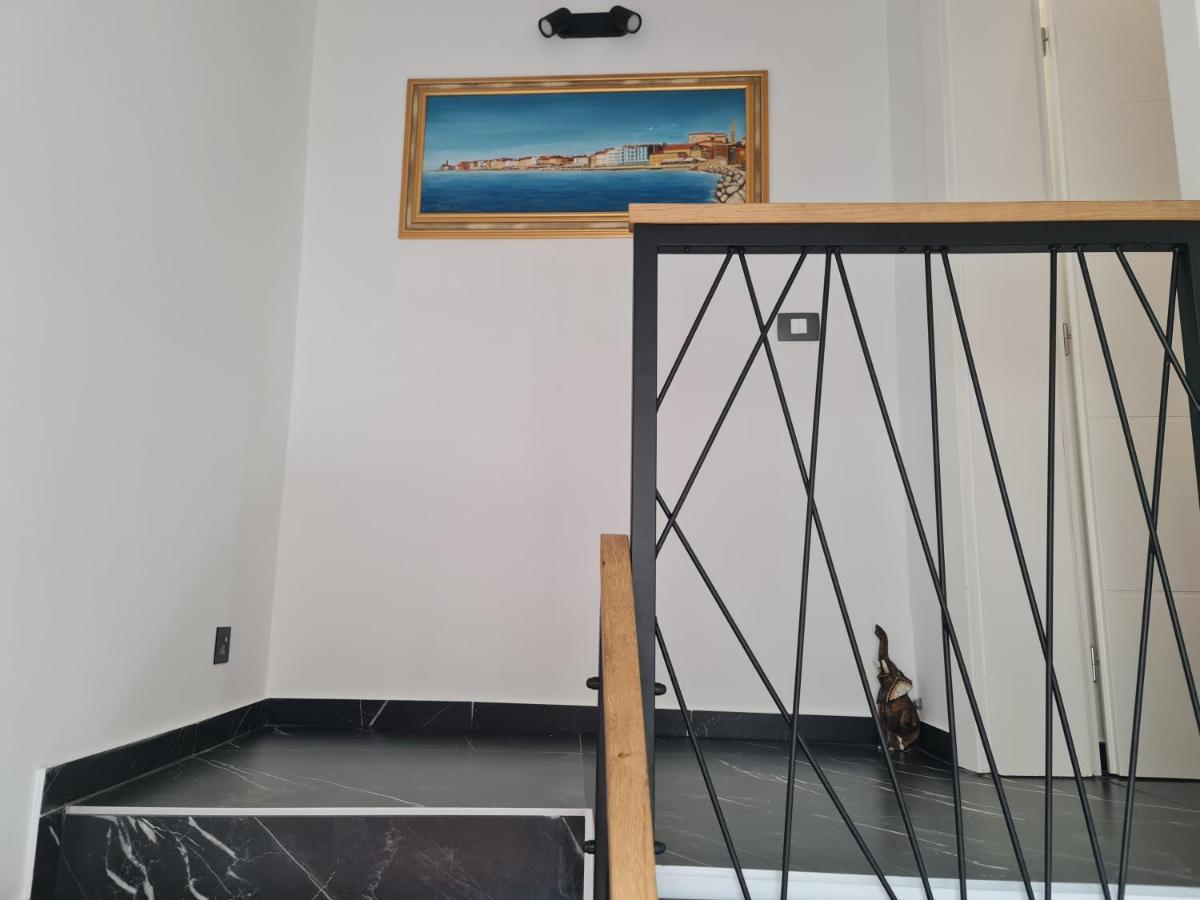 Apartment Moro Piran Bagian luar foto